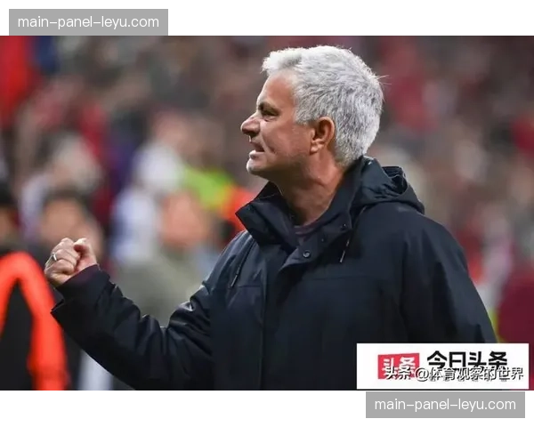 穆里尼奥现身热那亚主场，考察潜在执教球队